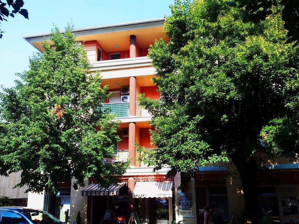 Max Thermal Apartman Hévíz Kültér fotó